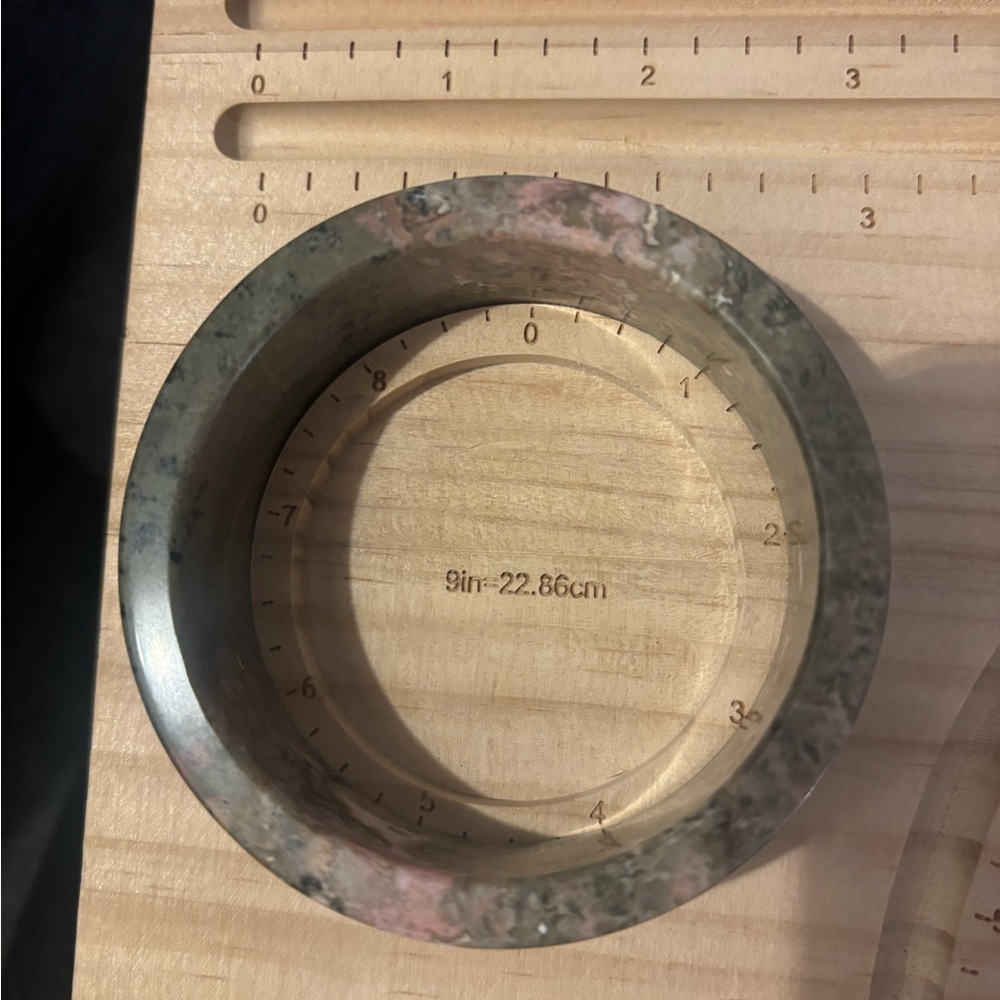 Plum Jade Bangle - Picture 11 of 11